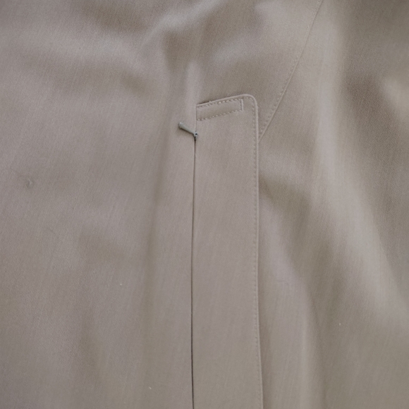 Sanyo New York Trench Coat - Picture 8 of 9